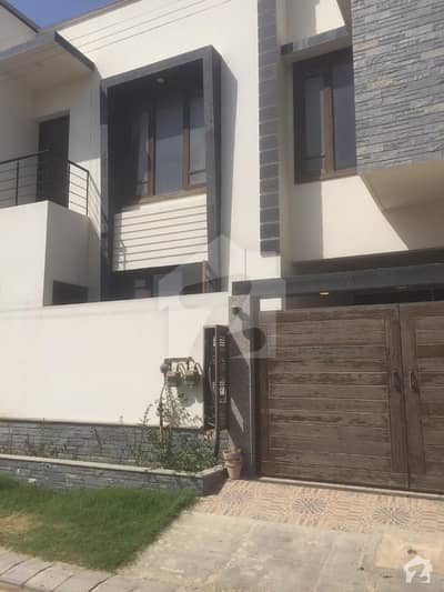 Slightly Used 150 Yards 3 Bedrooms Upper Portion For Rent