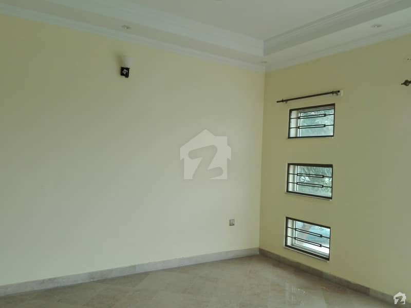 Spacious Upper Portion Is Available For Rent In Ideal Location Of G-13