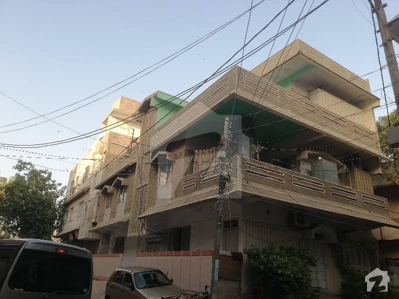 بفر زون - سیکٹر 15-A / 5 بفر زون نارتھ کراچی کراچی میں 9 کمروں کا 5 مرلہ مکان 2.5 کروڑ میں برائے فروخت۔
