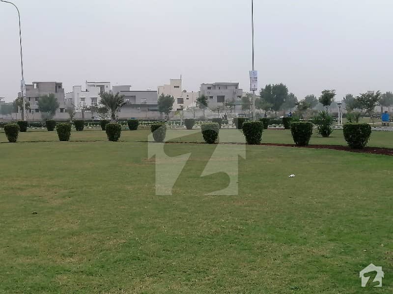 8 Marla Commercial Plot On 150 Road Facing Lahore Ring Road