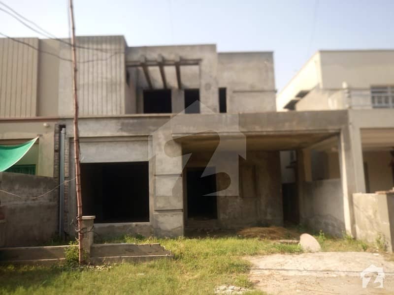 ڈیوائن گارڈنز لاہور میں 4 کمروں کا 10 مرلہ مکان 1.75 کروڑ میں برائے فروخت۔
