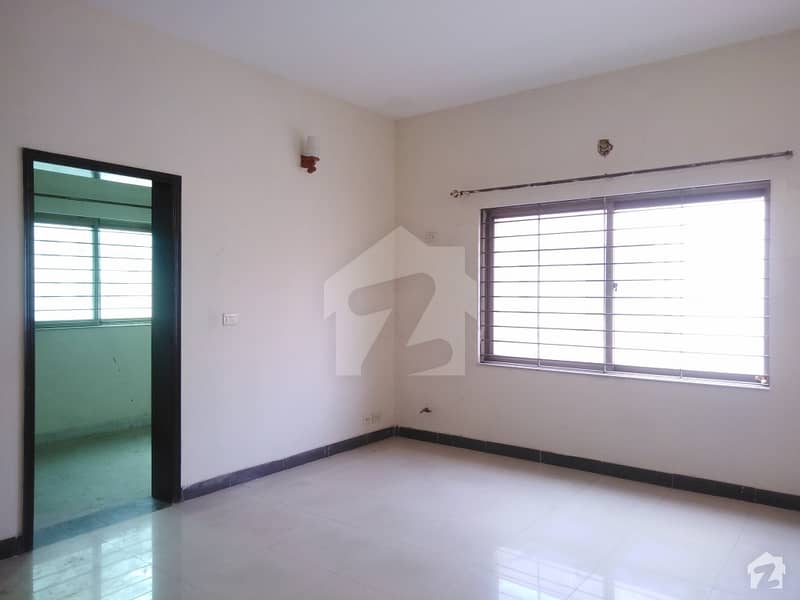 1 Kanal House 4 Bed In Central Askari 11 For Sale