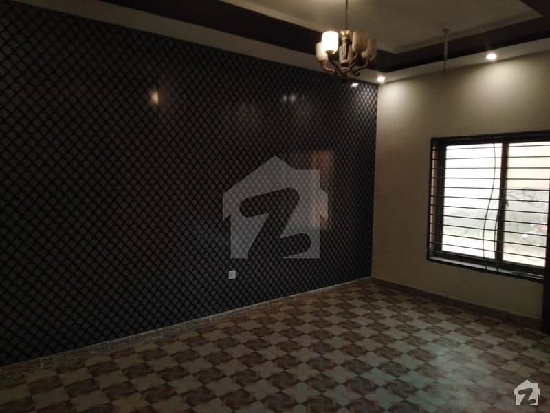 Stunning House Is Available For Sale In Rehmanpura (Ferozpur Road)