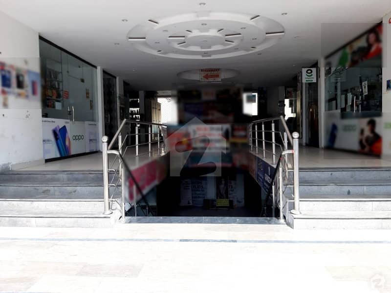 بحریہ ٹاؤن سیکٹر سی بحریہ ٹاؤن لاہور میں 1 مرلہ دکان 78 لاکھ میں برائے فروخت۔