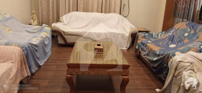ماڈل ٹاؤن لِنک روڈ ماڈل ٹاؤن لاہور میں 5 کمروں کا 1 کنال مکان 4.5 کروڑ میں برائے فروخت۔