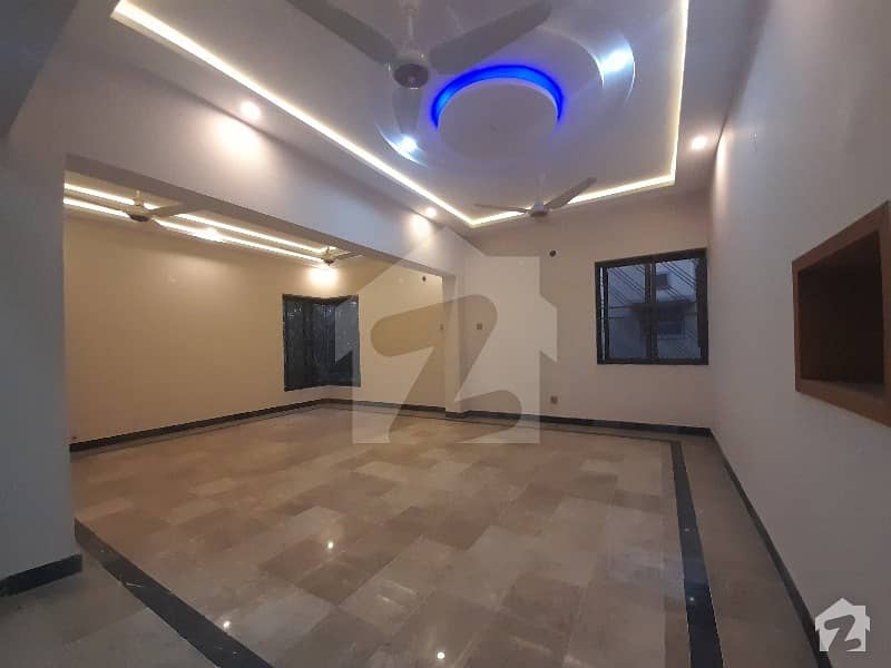 1 Kanal Upper Portion For Rent In Reasonable Price At Very Hot Location