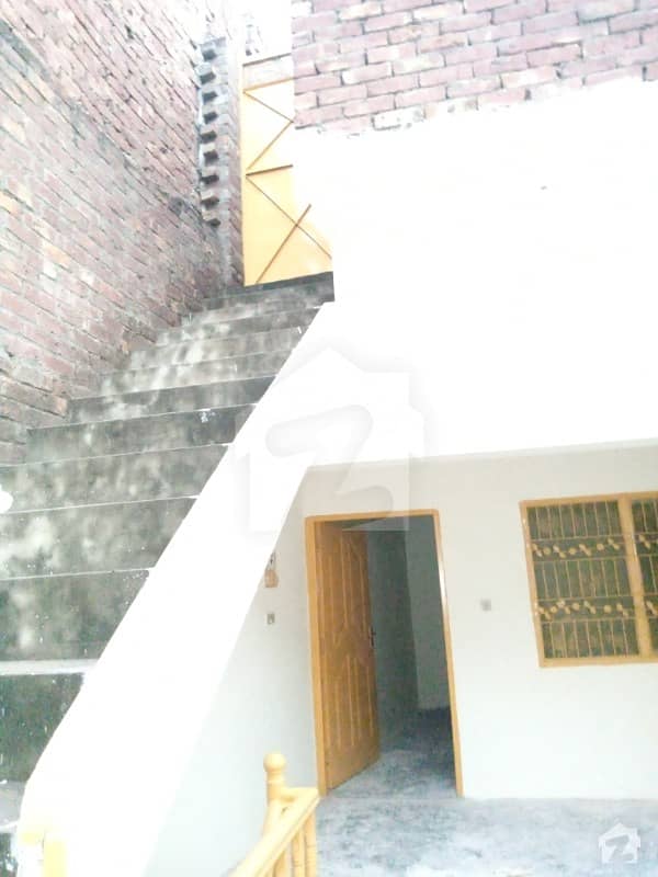 تاجپورہ لاہور میں 2 کمروں کا 2 مرلہ مکان 29 لاکھ میں برائے فروخت۔