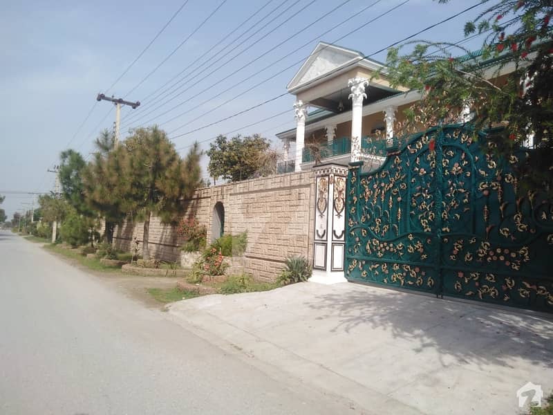 حیات آباد فیز 2 - جی1 حیات آباد فیز 2 حیات آباد پشاور میں 7 کمروں کا 4 کنال مکان 25 کروڑ میں برائے فروخت۔