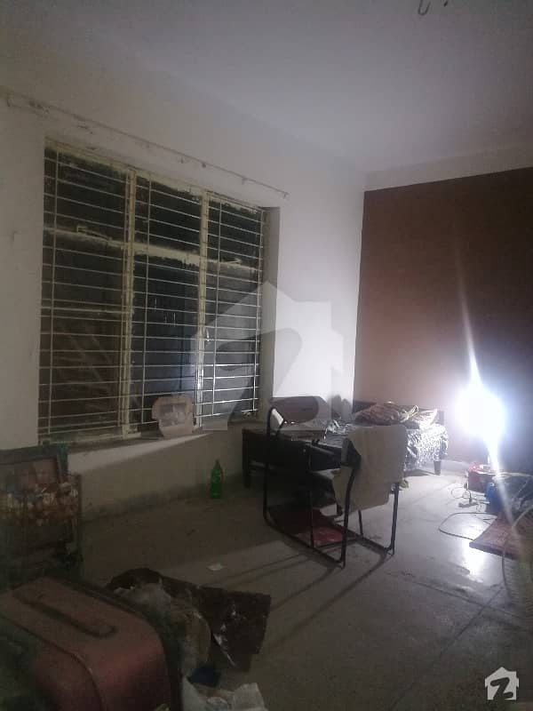 Idyllic Lower Portion Available In Allama Iqbal Town For Rent