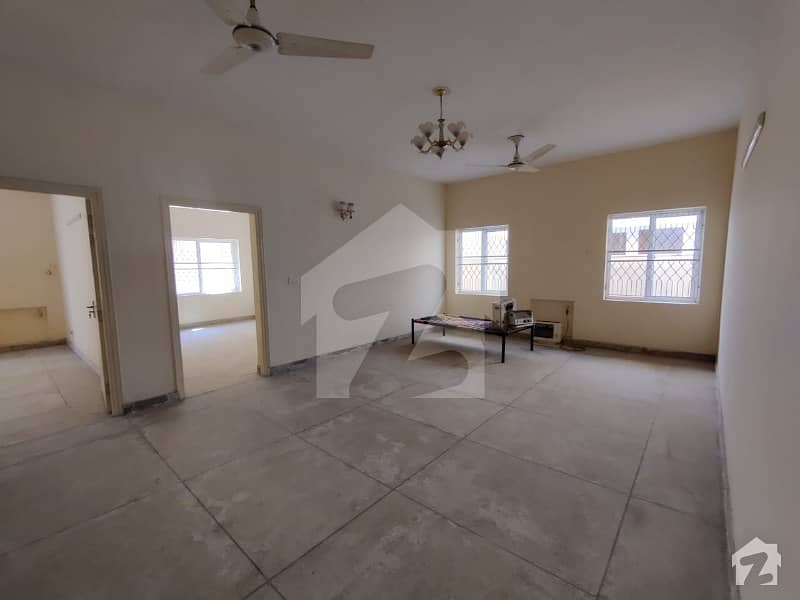 1 Kanal 4 Bed House Available For Sale In Askari 8