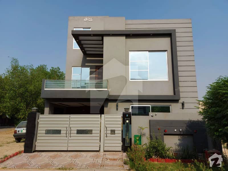 6 Marla 4 Bedrooms House BBB Block Sector D Bahria Town Lahore