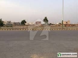1 Kanal Plot Block G Near By 306 Available For Sale