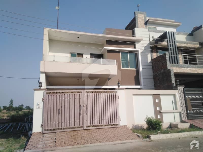 Stunning 6 Marla House In Khayaban-e-Naveed Available