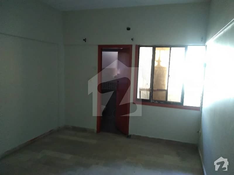 900  Square Feet Flat For Rent In North Nazimabad
