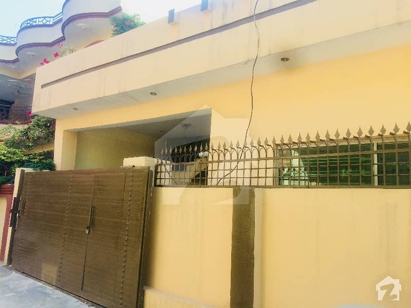 Premium 1800  Square Feet House Is Available For Rent In Rawalpindi