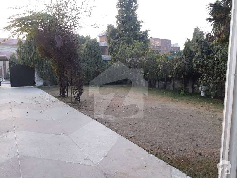 3 Kanal Old House For Sale A Block