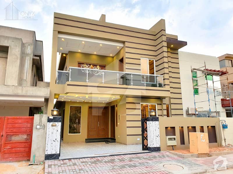 بحریہ ٹاؤن فیز 4 بحریہ ٹاؤن راولپنڈی راولپنڈی میں 5 کمروں کا 10 مرلہ مکان 3.4 کروڑ میں برائے فروخت۔