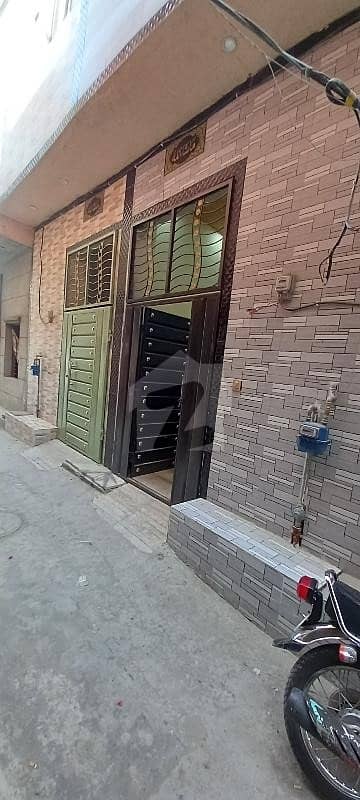 نادیہ گھی مل چوک لاہور میں 2 کمروں کا 2 مرلہ مکان 48 لاکھ میں برائے فروخت۔