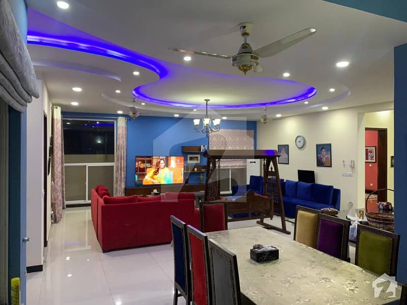 1 Kanal Beautiful Well Constructed Main Buleward Single Storey Party Home At Ideal Location Is Available For Sale In Block U Dha Phase 7