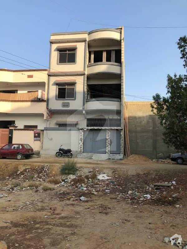 گلشنِ معمار گداپ ٹاؤن کراچی میں 2 کمروں کا 5 مرلہ بالائی پورشن 18 ہزار میں کرایہ پر دستیاب ہے۔