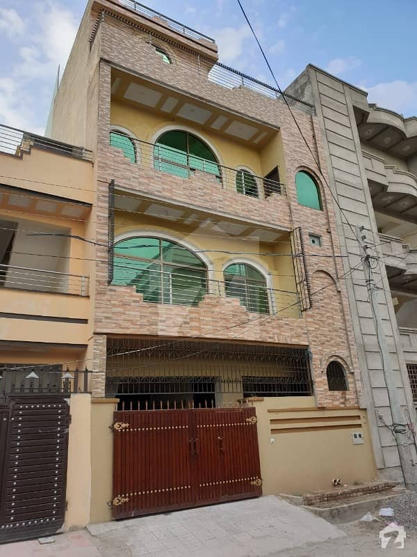 غوری ٹاؤن راولپنڈی میں 4 کمروں کا 5 مرلہ مکان 1.02 کروڑ میں برائے فروخت۔