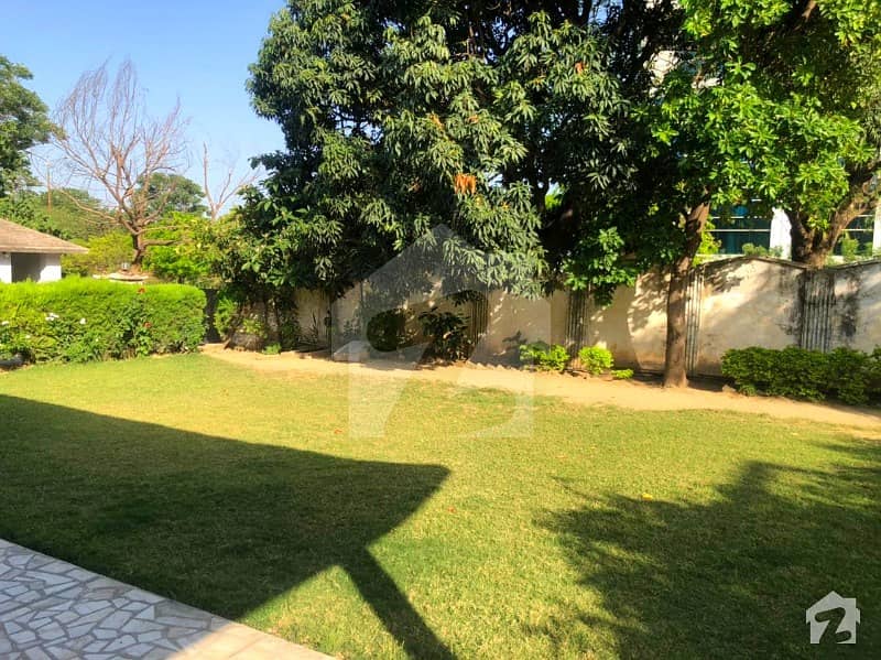 4 Kanal Demolish Able House Very Prime Location 4 Kanal Demolish Able House Very Prime Location