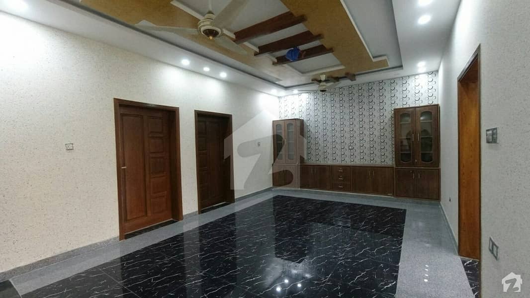 ای ۔ 11/2 ای ۔ 11 اسلام آباد میں 4 کمروں کا 8 مرلہ مکان 3.97 کروڑ میں برائے فروخت۔