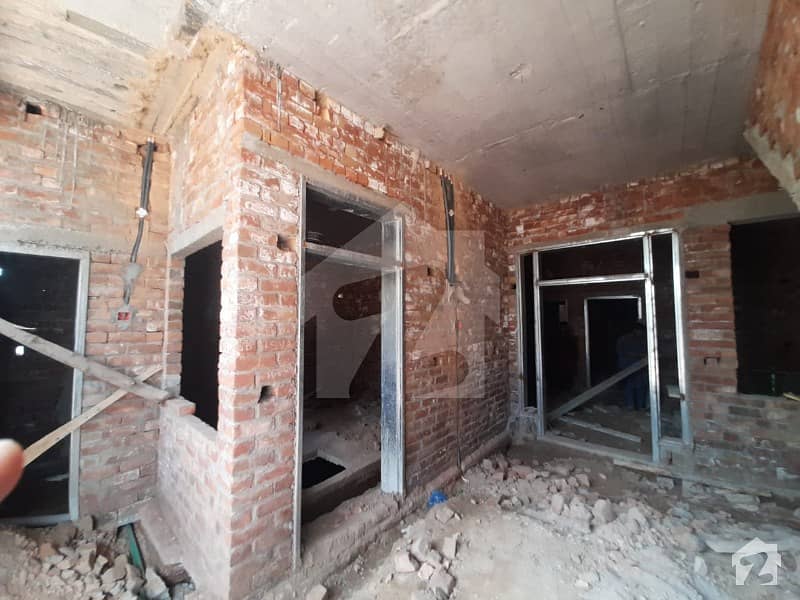 پیرمہرعلی شاہ ٹاؤن راولپنڈی میں 4 کمروں کا 5 مرلہ مکان 65 لاکھ میں برائے فروخت۔