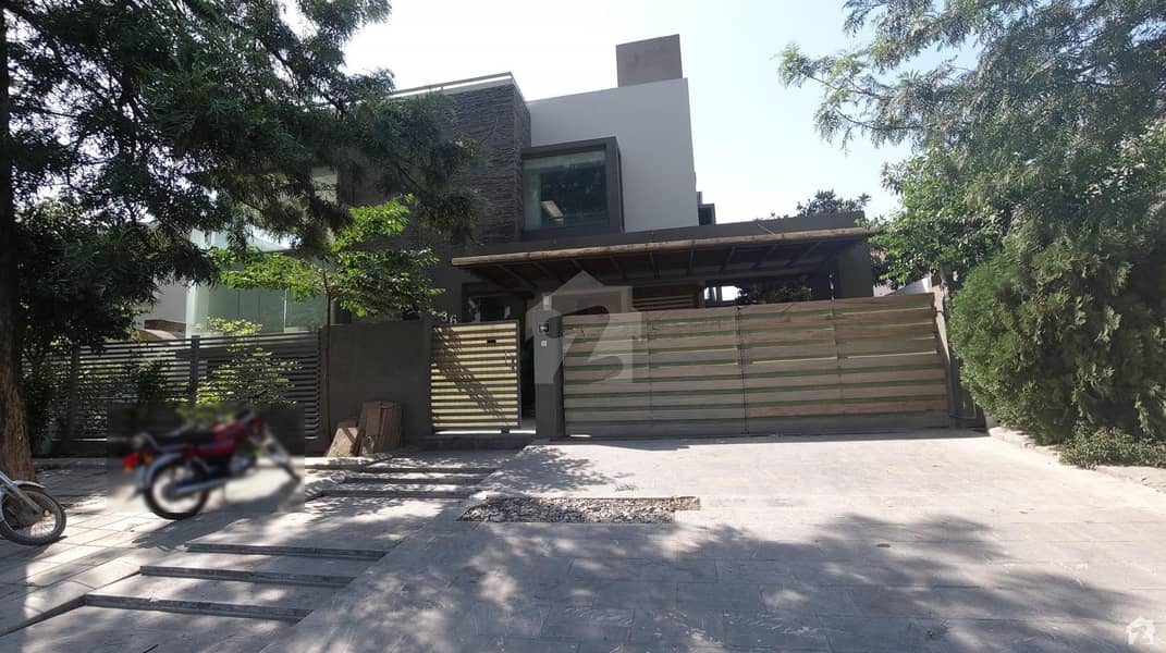Luxury House For Sale In F-6 Islamabad