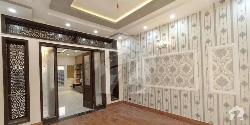 5 Marla Hose 5 Bed 6 Bath 2 Kitchen TV Lounge Drawing Room Brand New Near To Emporium Mall Johar Ton Lahore