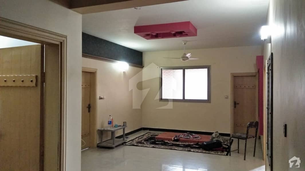 1600 Sq Feet Available Flat For Sale At Latifabad Hyderabad