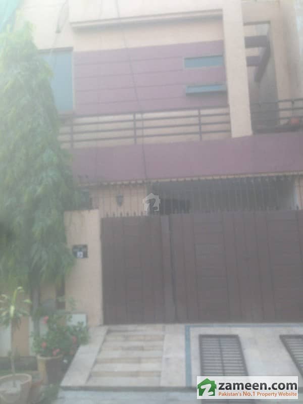 Good Condition House Is Available For Sale