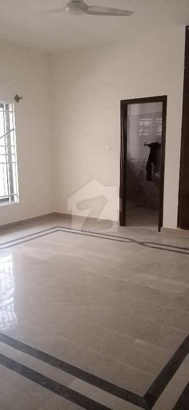 1575  Square Feet House For Rent In G-16