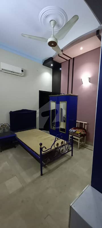 گلشنِ معمار گداپ ٹاؤن کراچی میں 4 کمروں کا 5 مرلہ مکان 40 ہزار میں کرایہ پر دستیاب ہے۔