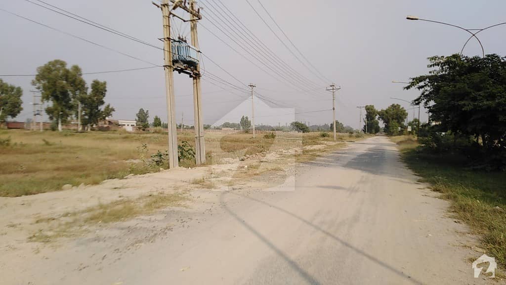 Building In Chinar Bagh For Sale