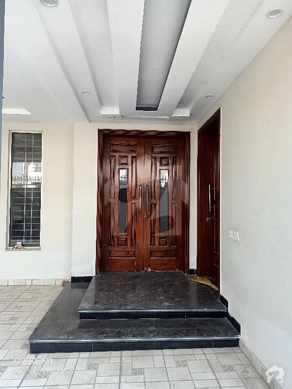 ماڈل ٹاؤن ۔ بلاک بی ماڈل ٹاؤن ملتان میں 2 کمروں کا 11 مرلہ مکان 45 ہزار میں کرایہ پر دستیاب ہے۔