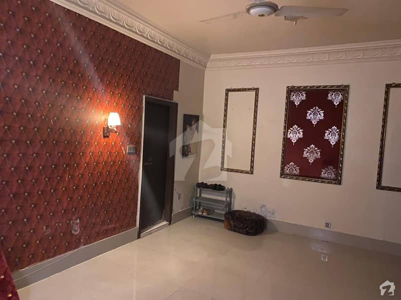 چانڈیا گوٹھ حیدر آباد میں 5 کمروں کا 6 مرلہ مکان 1.8 کروڑ میں برائے فروخت۔
