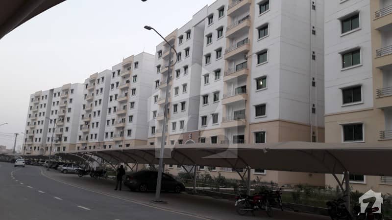 Askari 11 Sector B 10 Marla 3 Bed 1st Floor OLD Apartment For Sale