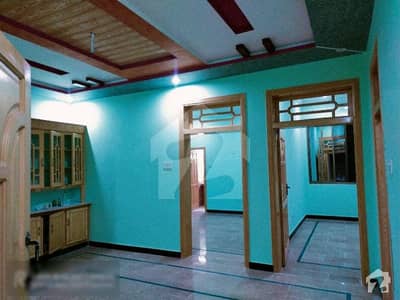 شمس القمر ٹاؤن پشاور میں 8 کمروں کا 5 مرلہ مکان 1.75 کروڑ میں برائے فروخت۔