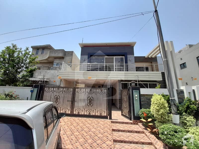 Beautiful House For Sale In Eden City, Lahore