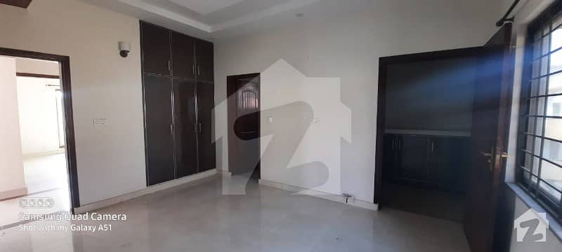 3 Bed Brand New Apartment Available In Askari 11 Lahore