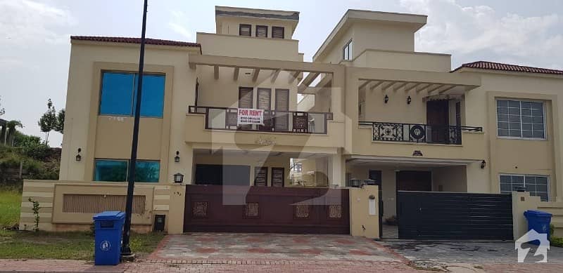 Ideal Location 10 Marla Park Face 3bedrooms Upper Portion For Rent In Bahria Enclave Islamabad Sector A