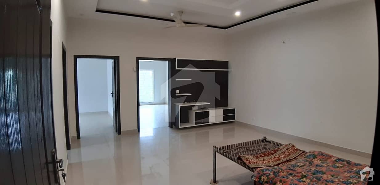 Unoccupied House Of 10.75 Marla Is Available For Rent In Bahria Town - Sector F