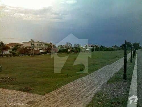 Phase 6 Sector F-7  1 Kanal Plot Available For Sell