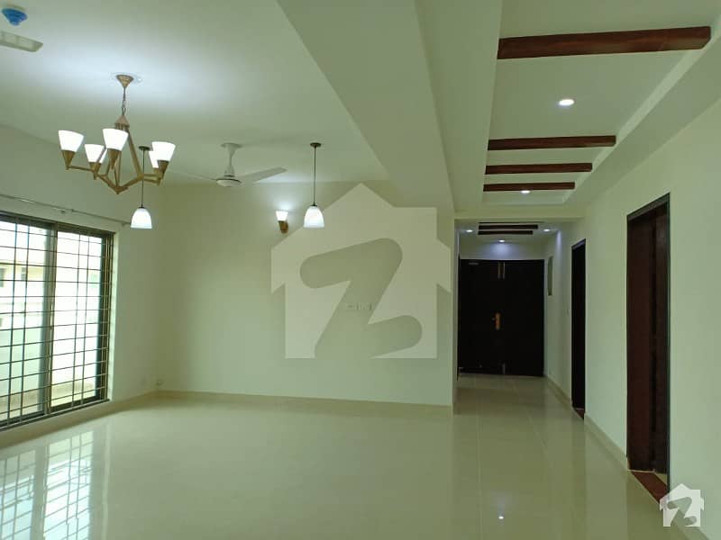 Brand New 12 Marla 4 Bed Ground Floor Flat Available For Rent In Askari 10 Lahore