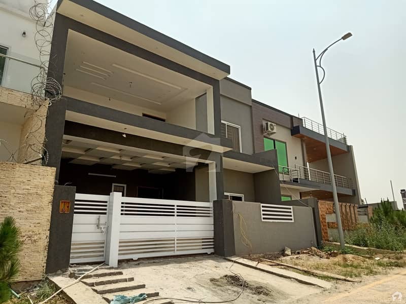 10 Marla House In GT Road Is Available
