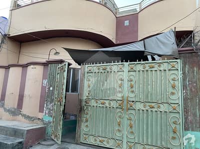 طفیل شہید روڈ ساہیوال میں 8 کمروں کا 7 مرلہ مکان 1.1 کروڑ میں برائے فروخت۔