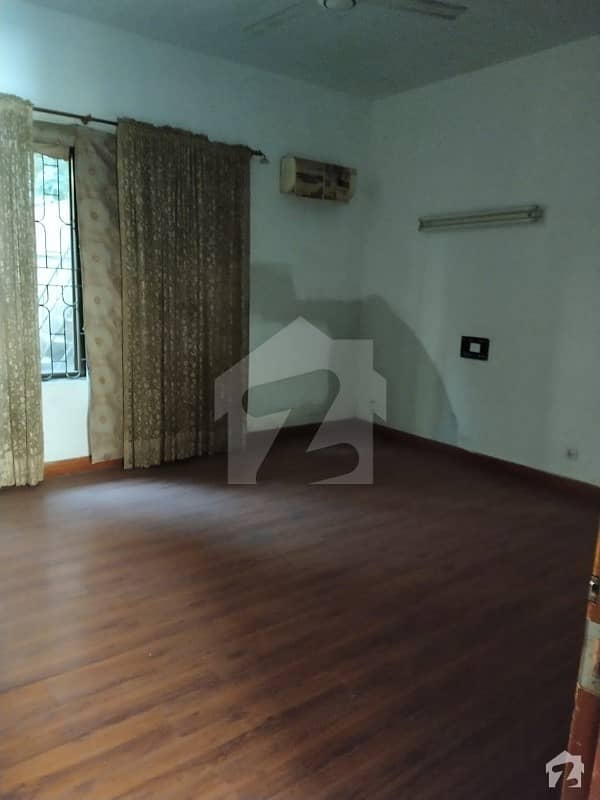 1 Kanal Double Storey House For Sale 1 Kanal Double Storey House For Sale