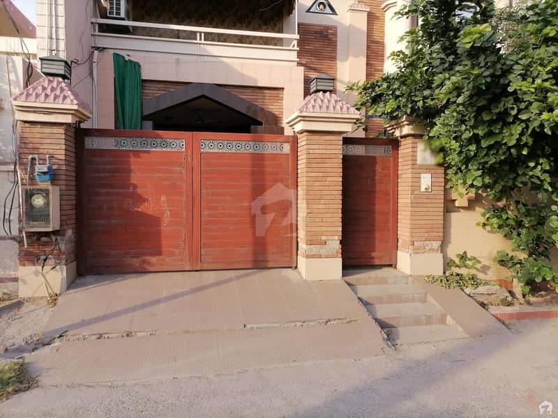 Reserve A Centrally Located House Of 14 Marla In Khayaban Colony