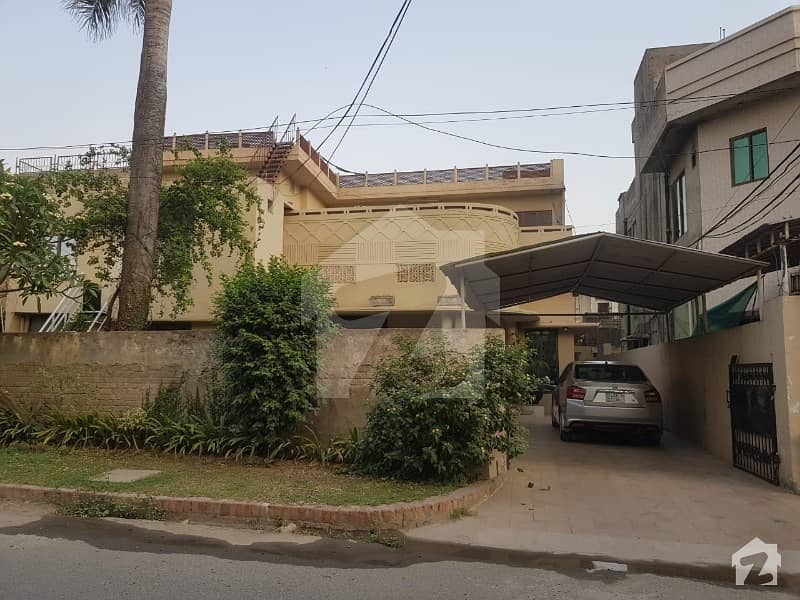 1 Kanal House Available For Sale In Gulberg  Lahore